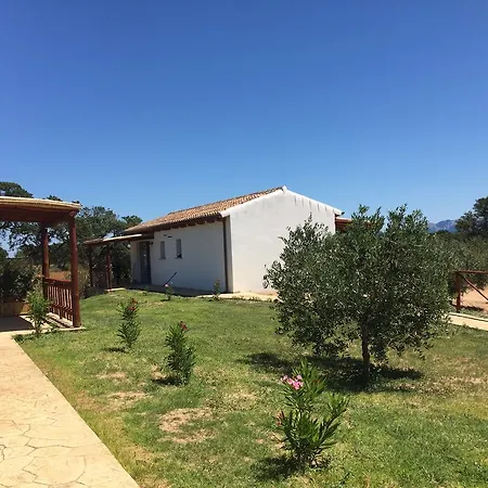 Agriturismo Mieleamaro Alojamento de Turismo Rural Olbia