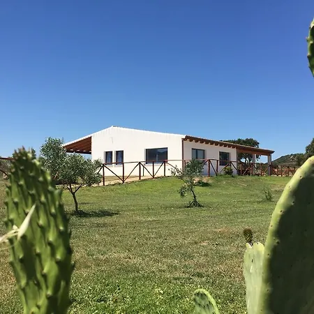 Agriturismo Mieleamaro * Olbia