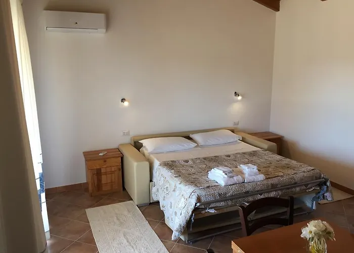 Alloggio per agriturismo Agriturismo Mieleamaro *