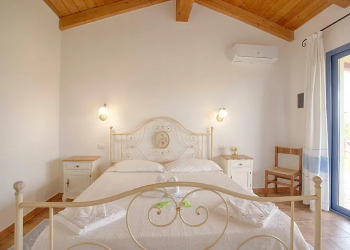 Alloggio per agriturismo Agriturismo Mieleamaro Olbia